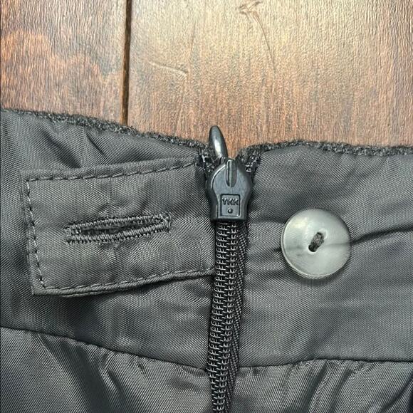 Willi Smith Wool Blend Gray Mini Skirt with Faux Slash Pockets, Size 6 - Picture 7 of 9